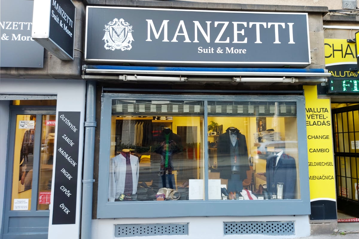 Manzetti Suit & More Öltönyház Pécs - bejárat